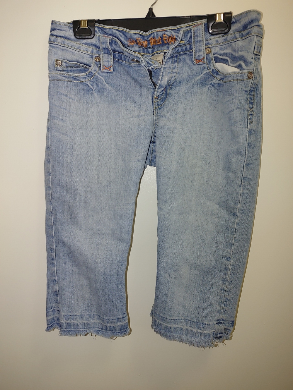 Light Wash Women's Jeans Capris